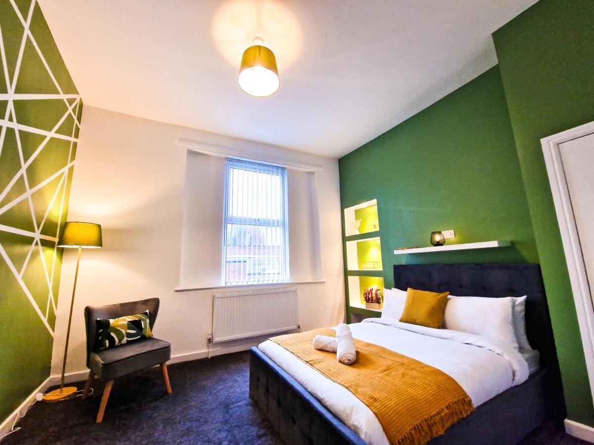 Modern 2 Bedroom Flat County Rd Apartment Liverpool